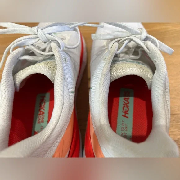 HOKA One One Mach 4 women’s size 9.5 - Picture 14 of 15